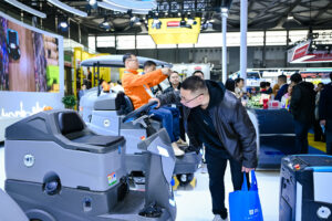 cce-2027-cleaning-equipment-accessories