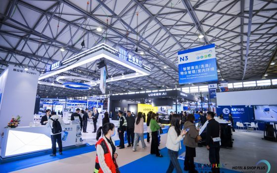 2024CCE展会现场-scaled-qs954efr27s7ew5ln732ca4yh3fbq1ct1zn51cc97w